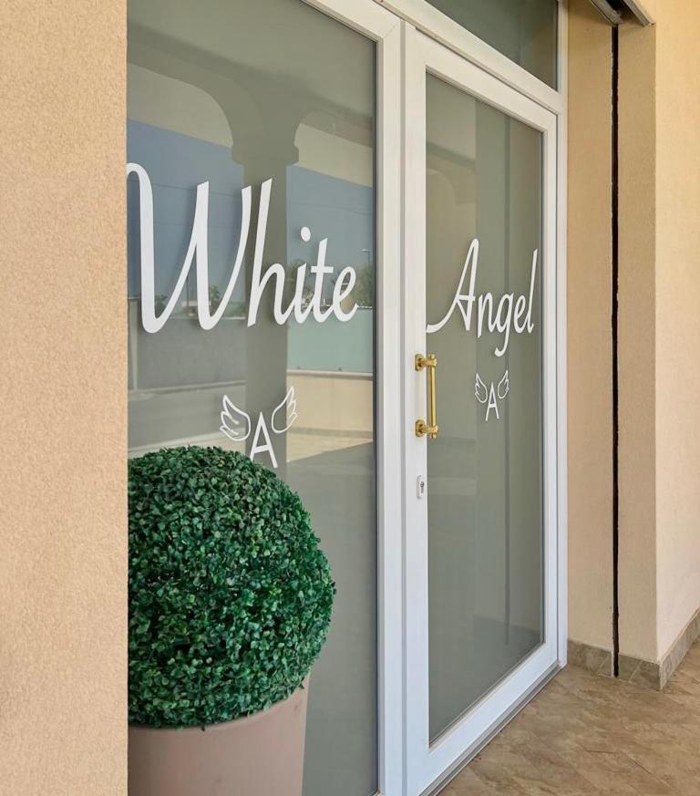 Monolocali White Angel Apartment